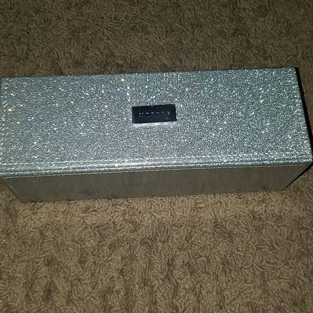 Morphe jacyln hill brush case holder